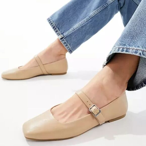 BRAND NEW  MARC MARY JANE CHUNKY LOW  HEEL ROUND TOE ANKLE STRAP FLATS - Picture 1 of 16